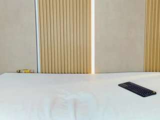 le modèle ciara-brownn est en webcam porno dans un show sur le site camsoda, il possède les tags suivants: anal toys,black hair,brown eyes,dirty talk,flat chested,gape,lean,no drinking,no smoking,orgasm,tattoos,hd