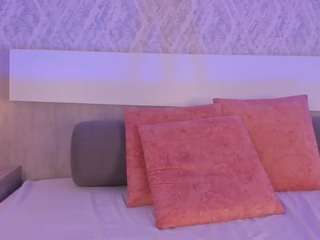 vittoria-rossi's CamSoda show and profile