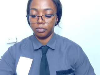 ciaraebonyx live webcam show