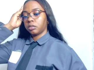 ciaraebonyx live webcam show