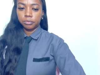 ciaraebonyx live webcam show