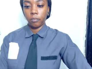 ciaraebonyx live webcam show