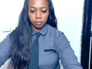 CiaraEbonyx live cam preview