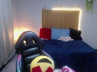 sailor-moon07 live webcam show