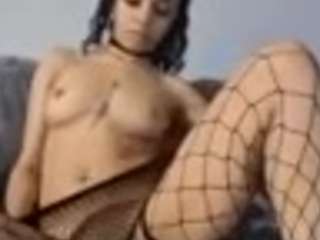 sexclatina's CamSoda show and profile