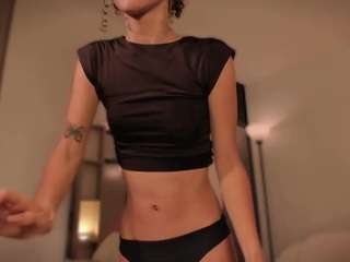 chloemoretix live webcam show
