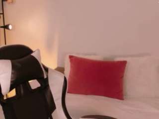 chloemoretix live webcam show