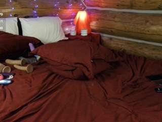 ladylorreign Live Webcam on CamSoda