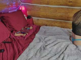 Live webcam model ladylorreign on Soda Cams