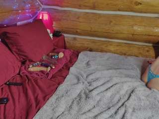 Live webcam model ladylorreign on Soda Cams