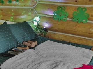 Live webcam model ladylorreign on Soda Cams