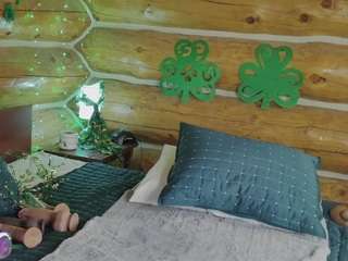 Live webcam model ladylorreign on Soda Cams