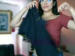 LauG live cam preview