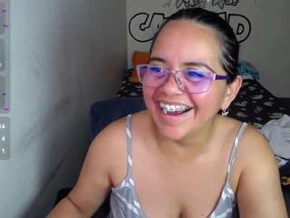 miss-kendraa Live Webcam on CamSoda