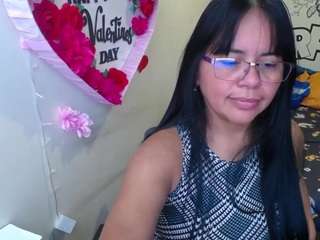 le modèle miss-kendraa est en webcam porno dans un show sur le site camsoda, il possède les tags suivants: anal,mature,toys,tattoos,striptease,sex toys,no smoking,black hair,middle aged,lovense,full nudity,fingering,drinking,dildo or vibrator,brown eyes,blowjob,curvy,hd,milf,small tits
