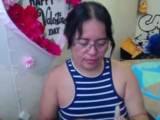 Live cam show with Miss-kendraa