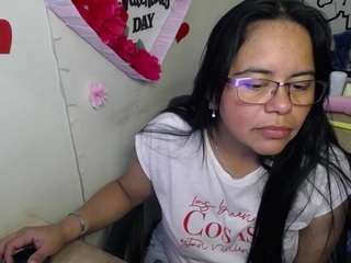 miss-kendraa live webcam show