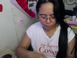 miss-kendraa live webcam show