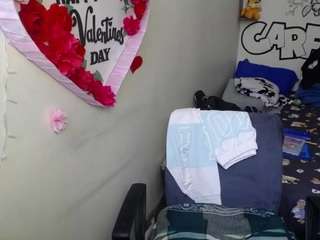 Miss-kendraa live webcam show