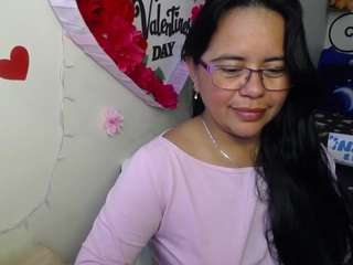 miss-kendraa's live room