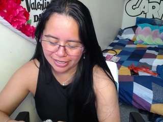 Miss-kendraa live cam preview
