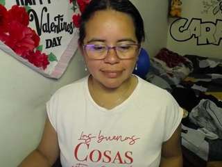 Miss-kendraa live cam preview