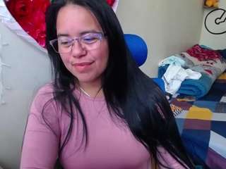 Miss-kendraa live cam preview