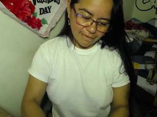 Miss-kendraa live cam preview