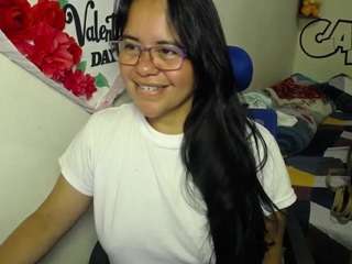 Miss-kendraa live cam preview
