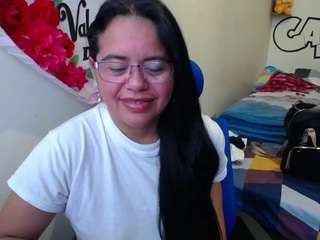 Miss-kendraa live cam preview