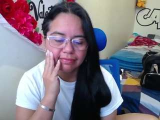 Miss-kendraa live cam preview
