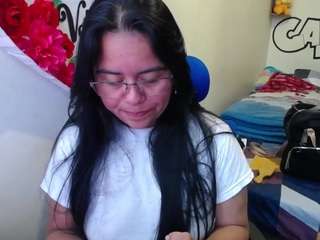 Miss-kendraa live cam preview
