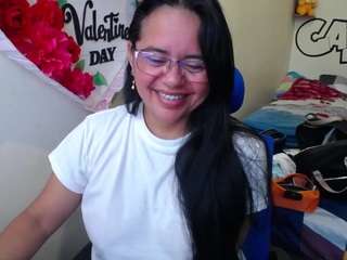 Miss-kendraa live cam preview