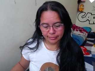 Miss-kendraa live cam preview