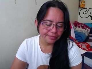 Miss-kendraa live cam preview