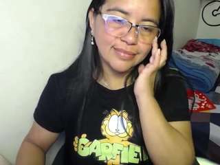 Miss-kendraa live cam preview