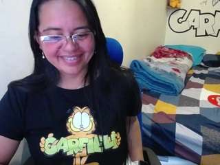 Miss-kendraa live cam preview