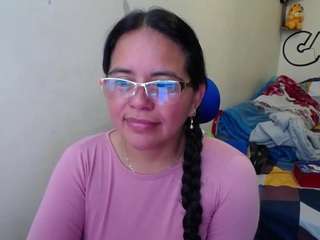 Miss-kendraa live cam preview