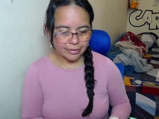 Miss-kendraa live cam preview