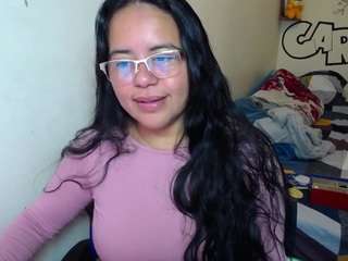 Miss-kendraa live cam preview