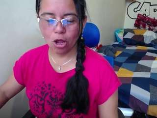 Miss-kendraa live cam preview
