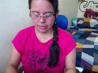 Miss-kendraa live cam preview