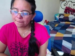 Miss-kendraa live cam preview