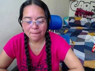 Miss-kendraa live cam preview