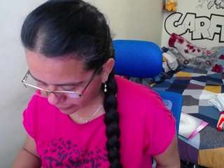 Miss-kendraa live cam preview