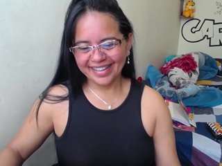 Miss-kendraa live cam preview