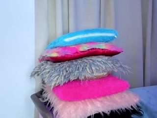 katherine-022 Live Webcam on CamSoda