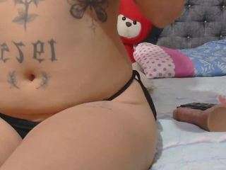 luna-summer live cam profile