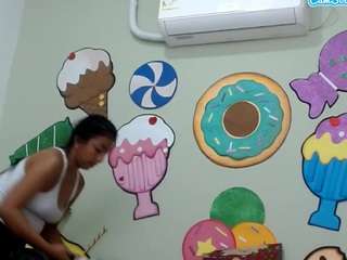 skinnysexzara18 live cam profile