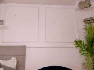 bonnieandyouclyde's CamSoda show and profile